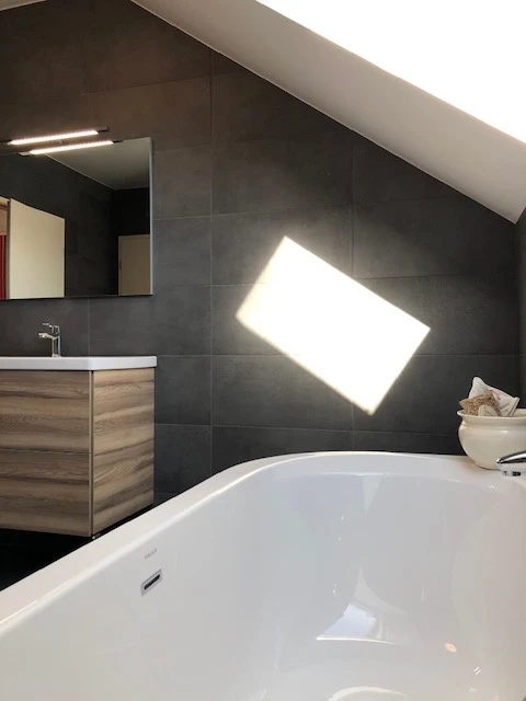 Salle de bains sous comble 3